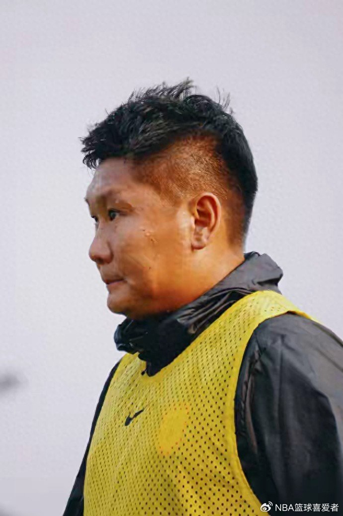 stakeapp-5万欧租来“妖锋”？重庆这波操作让中超同行坐不住了|肯帕努|球员|俱乐部|彩票|罗马尼亚_新浪体育_新浪新闻